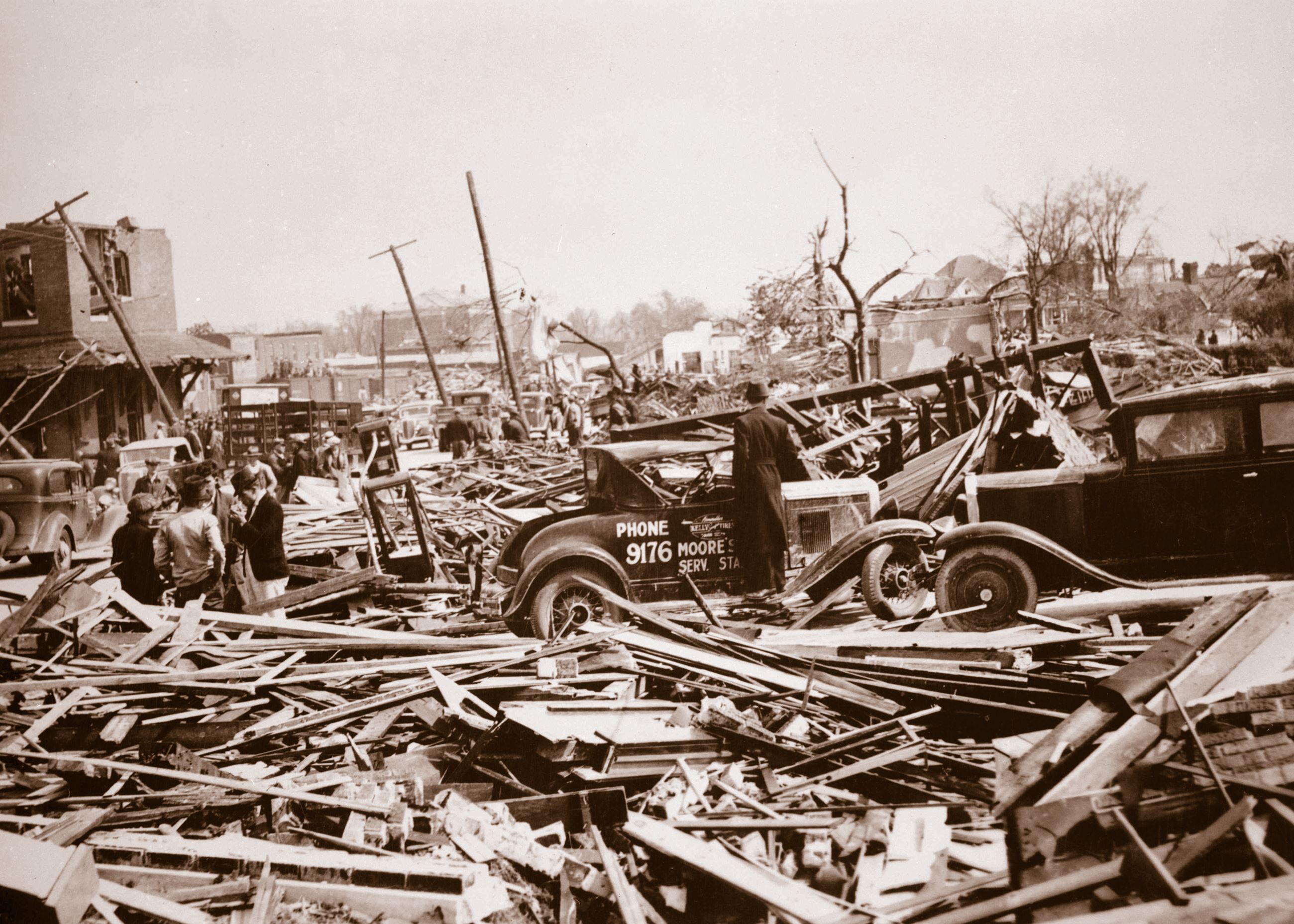 Aftermath of 1936 tornado in Gainesville